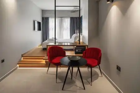 Magenta Luxury Suites - 31