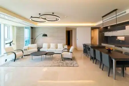 Grand Lct Residence - 106