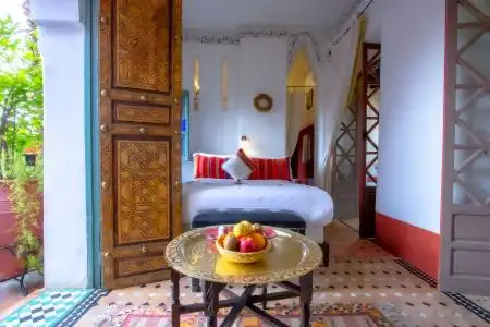 Riad Kaiss By Anika - 23