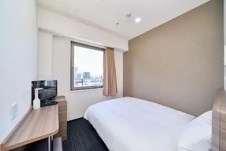 r&b Hakata Ekimae 2 - 50