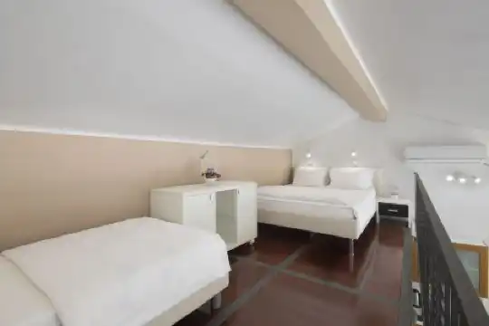 Vila Tamburic - 67