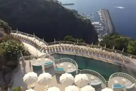 Grand Excelsior - 4
