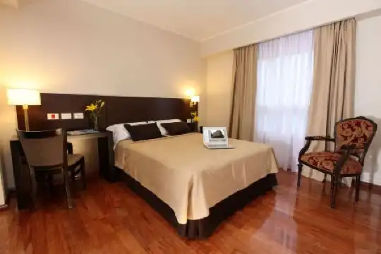 Europlaza & Suites - 10