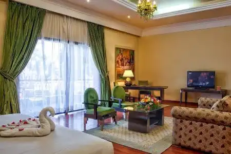Royal Mirage Deluxe - 29