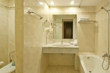 Kipriotis Maris Suites - 51