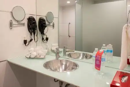 Ramada Encore by Wyndham Queretaro - 56
