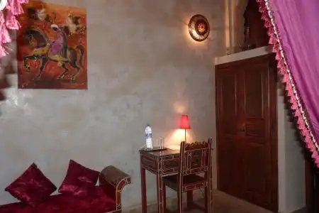 Riad Marlinea - 18