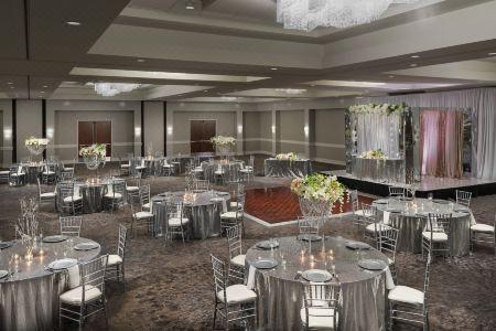 DoubleTree by Hilton Orlando Airport - 9