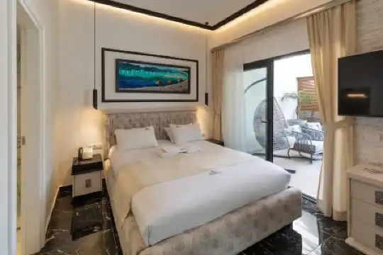 Lazar Lux  - Ammoudara - 6