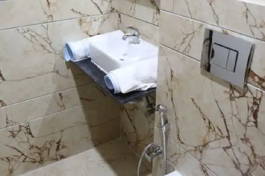 Smyle Inn - 3 minutes walk From New Delhi Railway Station - 15