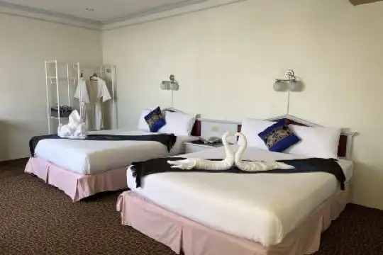 Merlin Grand - 15
