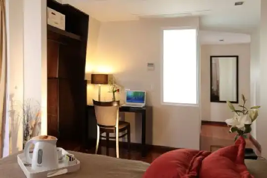Europlaza & Suites - 19