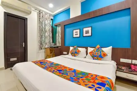 Capital O 69758 The Bellefin