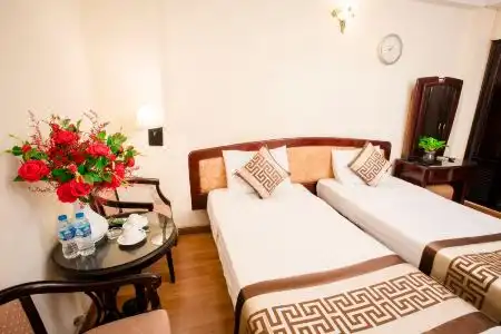 Minh Thư - 10