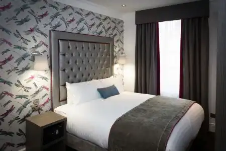 The Beverley London - Victoria - 26