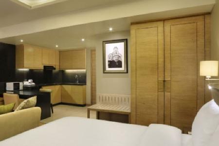 DoubleTree Suites by Hilton Bangalore - 14