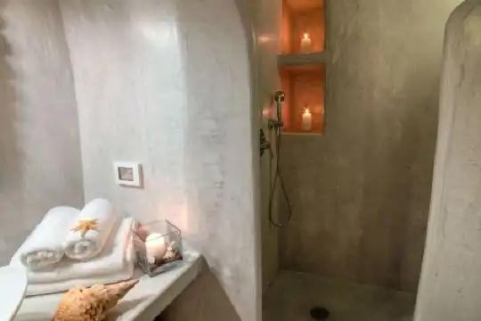 Kima Oia Suites - 93