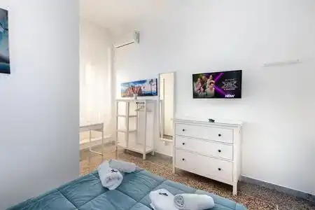 Mellos B&B - 3