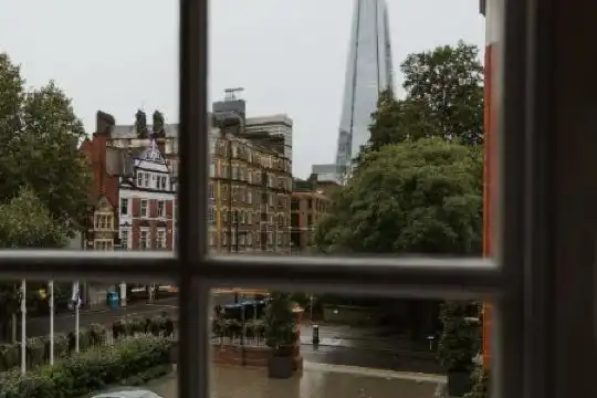 The Lalit London - 128