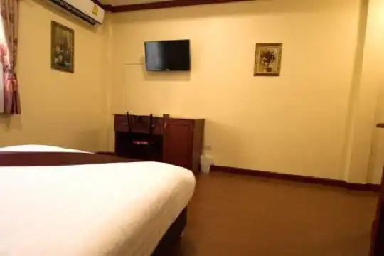 Bluebird Inn Pattaya - 17