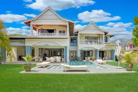 Eden Island Luxury Accommodation - 1