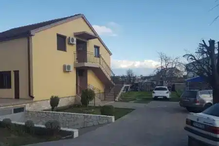 Hostel Vera - Airport Podgorica - 1