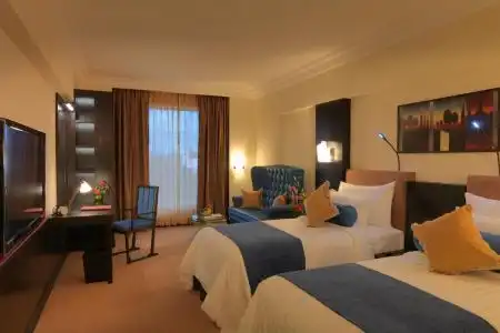 Sterlings Mac & Suites - 2