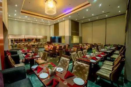 Ramada by Wyndham Jaipur Jaisinghpura - 3