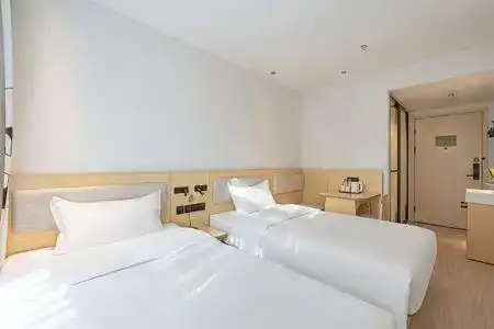 Hi Inn - 29