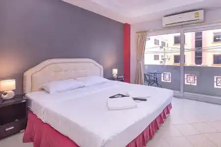 Robin's Nest Guesthouse & Restaurant - 7