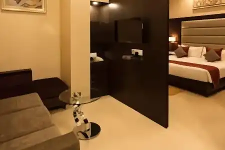 Golden Tulip Saltlake Kolkata - 7