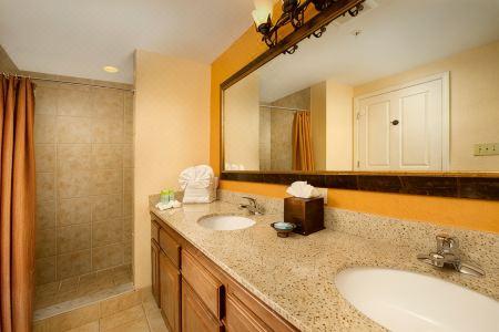 Floridays Orlando Two & Three Bed Rooms Condo Resort - 55