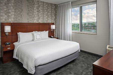 Courtyard by Marriott Miami West/FL Turnpike - 33