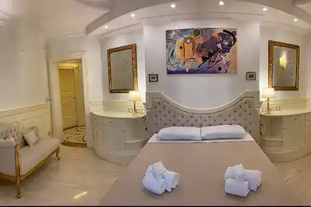 Simon's Guest House - 0
