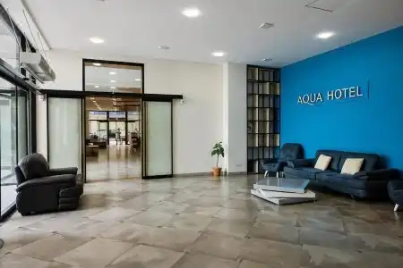 Aqua - 5