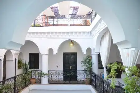 Riad Ailen - 2
