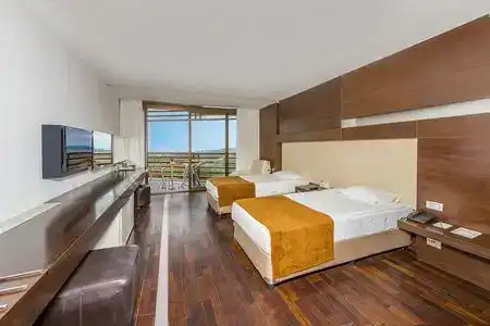 Nirvana Cosmopolitan - 2