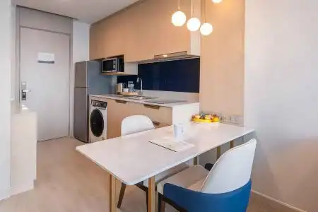 S Sriracha & Residence - 50