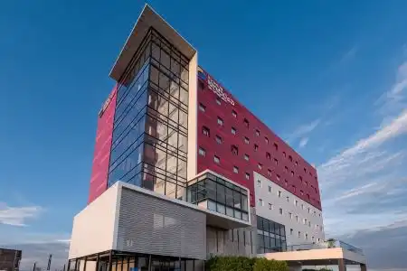 Ramada Encore by Wyndham Queretaro - 65
