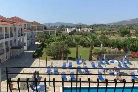 La Famille Merkati - Maison Antonis - 28