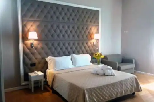 Grand & des Anglais Spa - 64