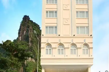 Ha Long Park - 1
