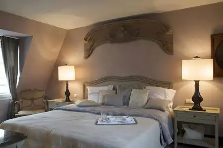 Hôtel Chateaubriand - 82