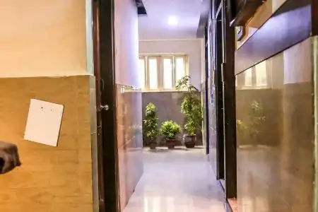 Smyle Inn - 3 minutes walk From New Delhi Railway Station - 4