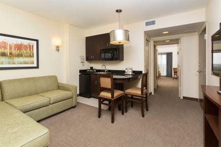 Ramada Plaza Resort & Suites By Wyndham Orlando International Drive - 115