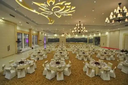 Kk Royal At Amer - 5