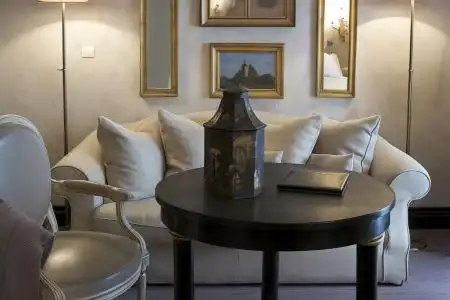 Hôtel Chateaubriand - 73