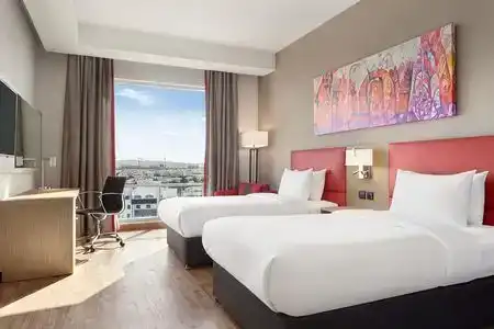 Ramada Encore by Wyndham Muscat Al-Ghubra - 1