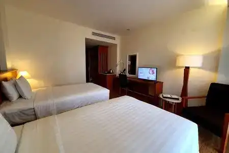 Saigon Dong Du - 17