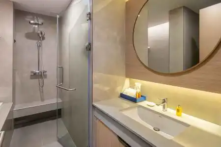 S Sriracha & Residence - 60